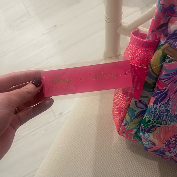 Lilly Pulitzer x Disney Parks backpack NWT brand new - Picture 5 of 7